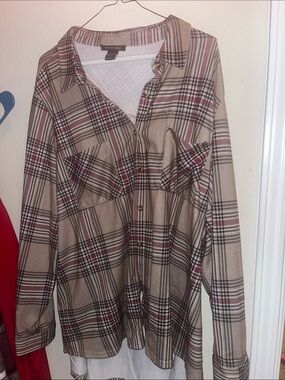 Neutral Plaid Button-Up Shirt in Beige and Burgundy